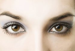 Augenkontrolle Thun Optiker Thoma